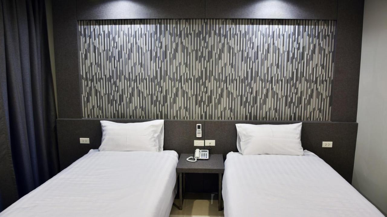 C Hotel Bangna Bangkok Buitenkant foto