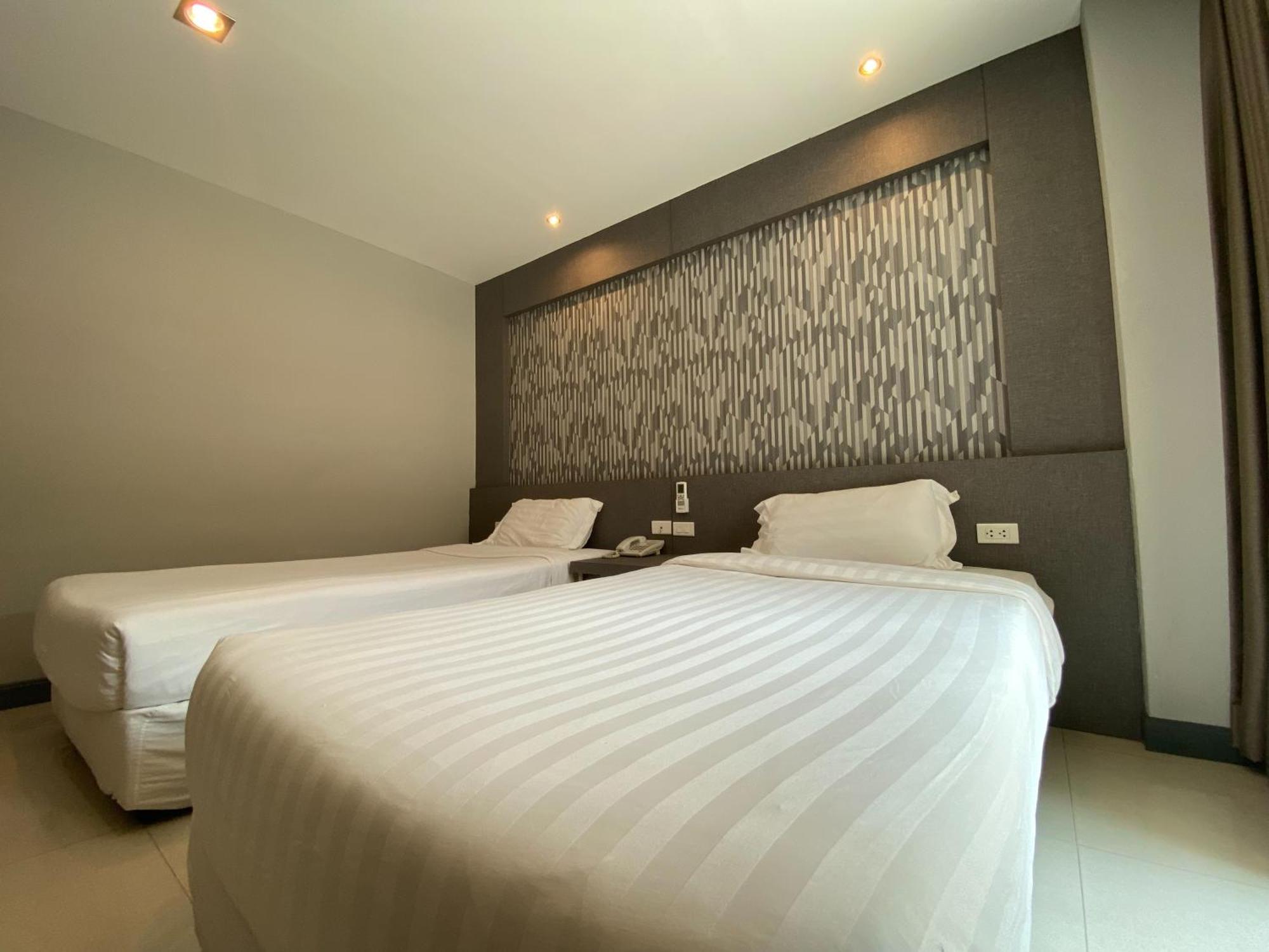 C Hotel Bangna Bangkok Buitenkant foto